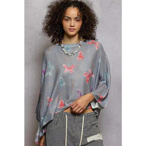 Butterflies Pattern Round Neck knit Top with Outseam Rolling Edge
